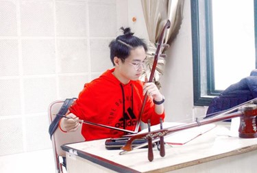 Lê Doãn Thái Bình - Chàng sinh viên gen Z theo đuổi nghệ thuật truyền thống 